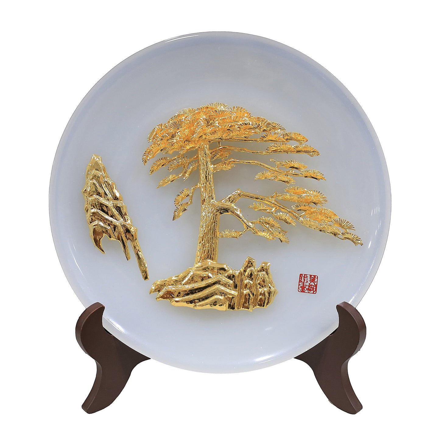 The Golden Pine on White/Black/Cyan Plate